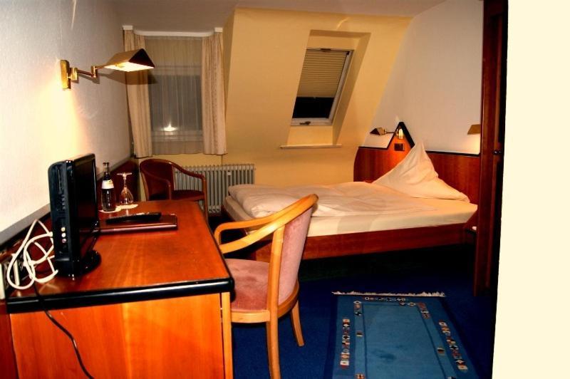 Hotel Restaurant Baeren 프로이덴슈타트 객실 사진